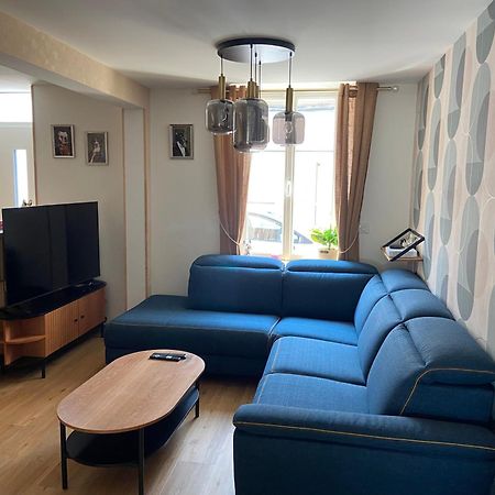 La Maison Mousseaux, Centre Ville 2 Chambres Шатору Экстерьер фото