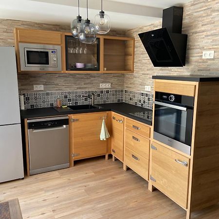 La Maison Mousseaux, Centre Ville 2 Chambres Шатору Экстерьер фото